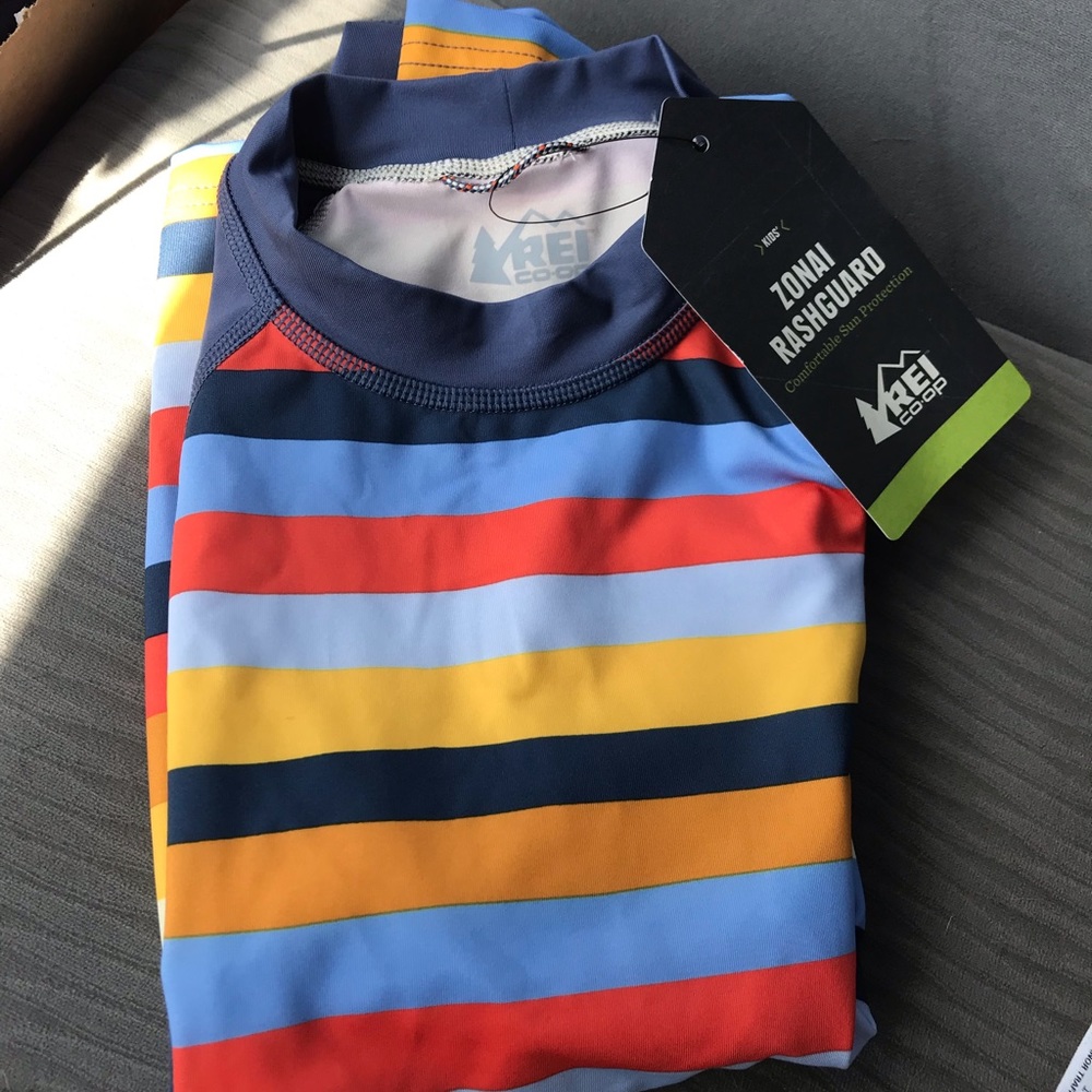 REI rashguard